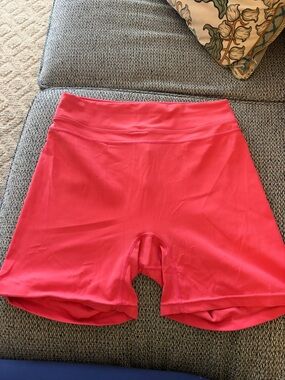Women's High-Rise Coral Active Biker Shorts